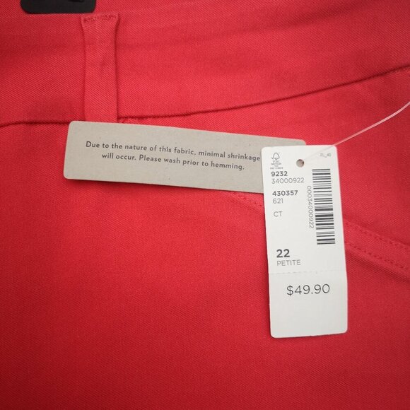 NWT Reitmans Ladies Size 22 Petite "The Iconic" Ankle Length Pull On Style Pants - Picture 5 of 15